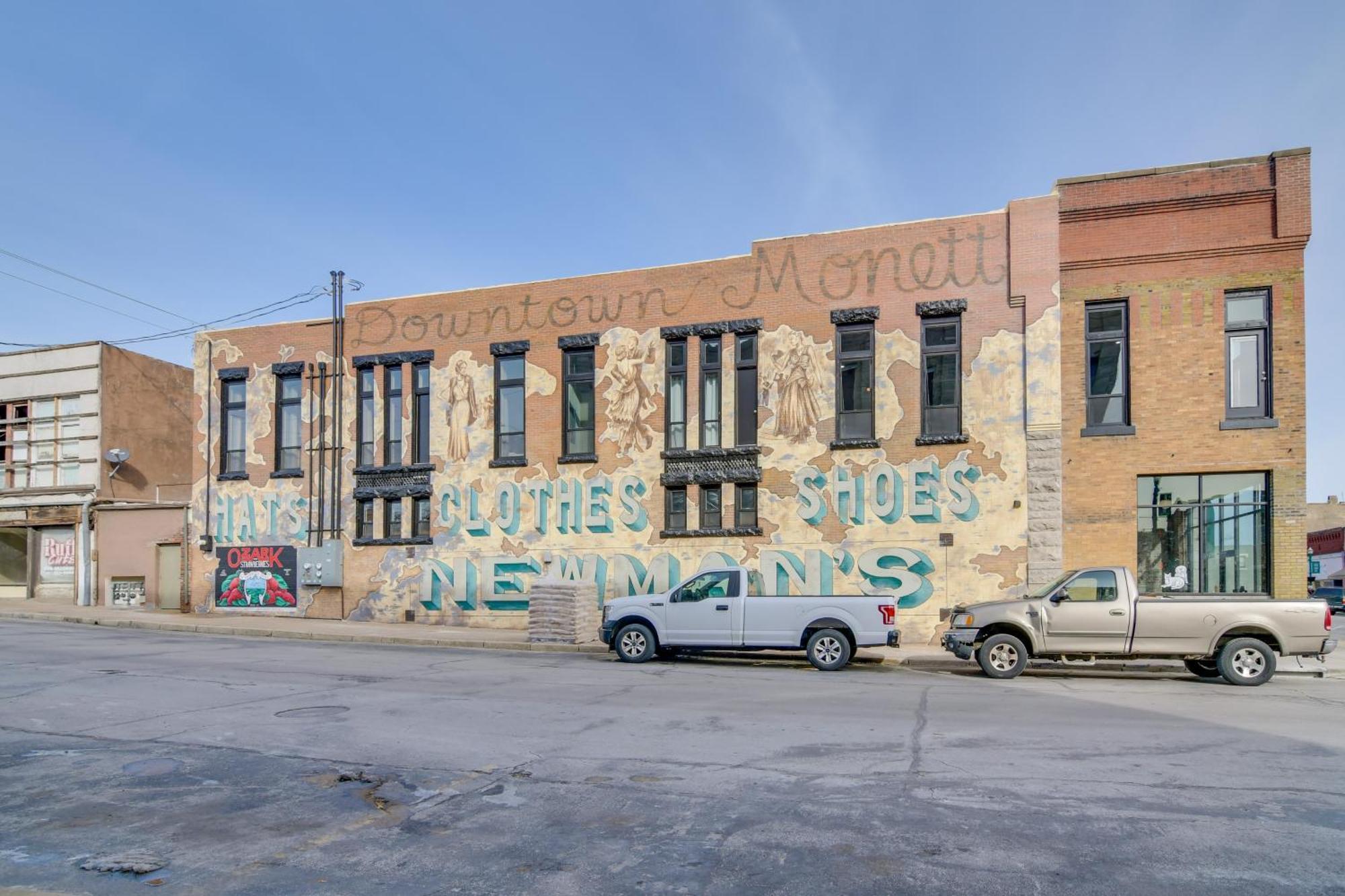 Dtwn Loft In The Heart Of Monett Pets Welcome! 外观 照片